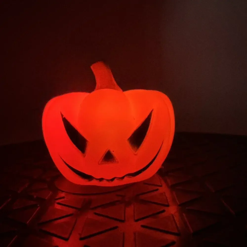 Jack-O-Lantern Halloween Flashing Light Mini Pumpkin